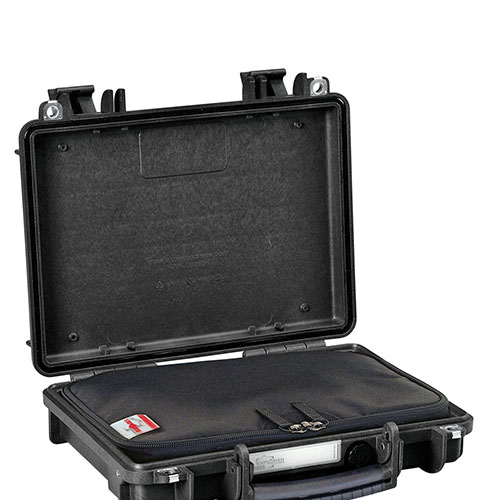 Discover the Explorer Cases 3005: indestructible, water-resistant, and secure with internal cutouts, ideal for transporting your firearms safely.