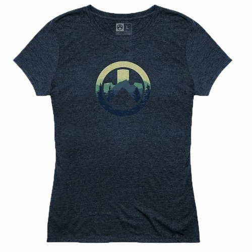 Stay stylish and comfortable with the Magpul Women's Cascade Icon Logo T-Shirt, featuring soft cotton blend, tag-less design, and durable double-needle stitching.