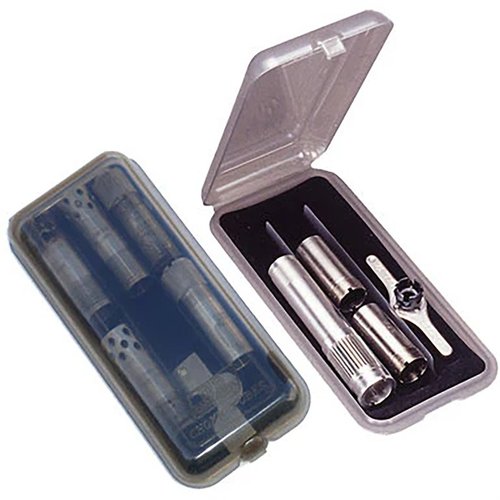 The MTM Choke Tube Case securely holds 9 regular chokes or 3 extended chokes, ensuring your accessories are organized and protected for all shooting activities.