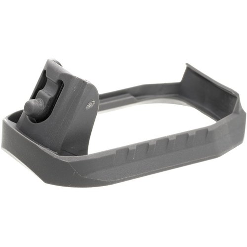 Enhance your SCT 17 with the SCT 17 Magwell: screwless installation, superior grip, faster magazine changes, and a stylish design for optimal performance.