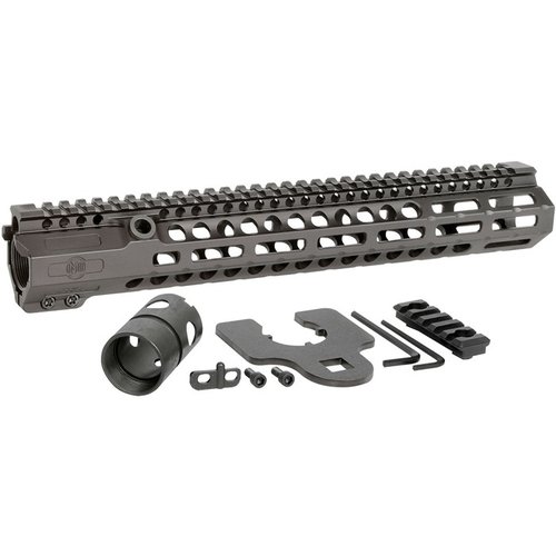 The MIDWEST INDUSTRIES Combat Rail HD M-LOK Handguard offers maximum rigidity, minimal impact shift, and robust anti-rotation features for reliable performance.