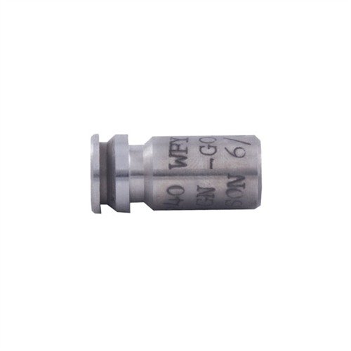 Ensure precise headspace for your .240 Weatherby Magnum with Manson Precision gauges, compatible with various belted magnum cartridges for accurate readings.