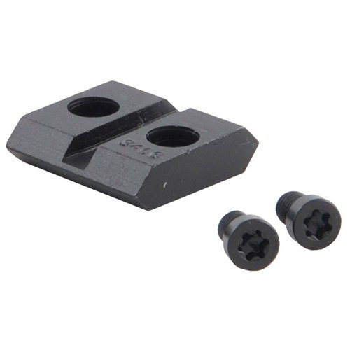 The Weaver S466 Grand Slam Base features solid steel construction and a matte finish, ensuring durability and compatibility with various mount rings.